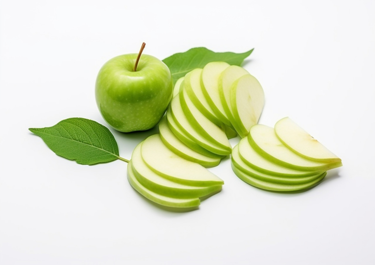 Cut green apple slices with green leaf and leaf, apple fruit image hd