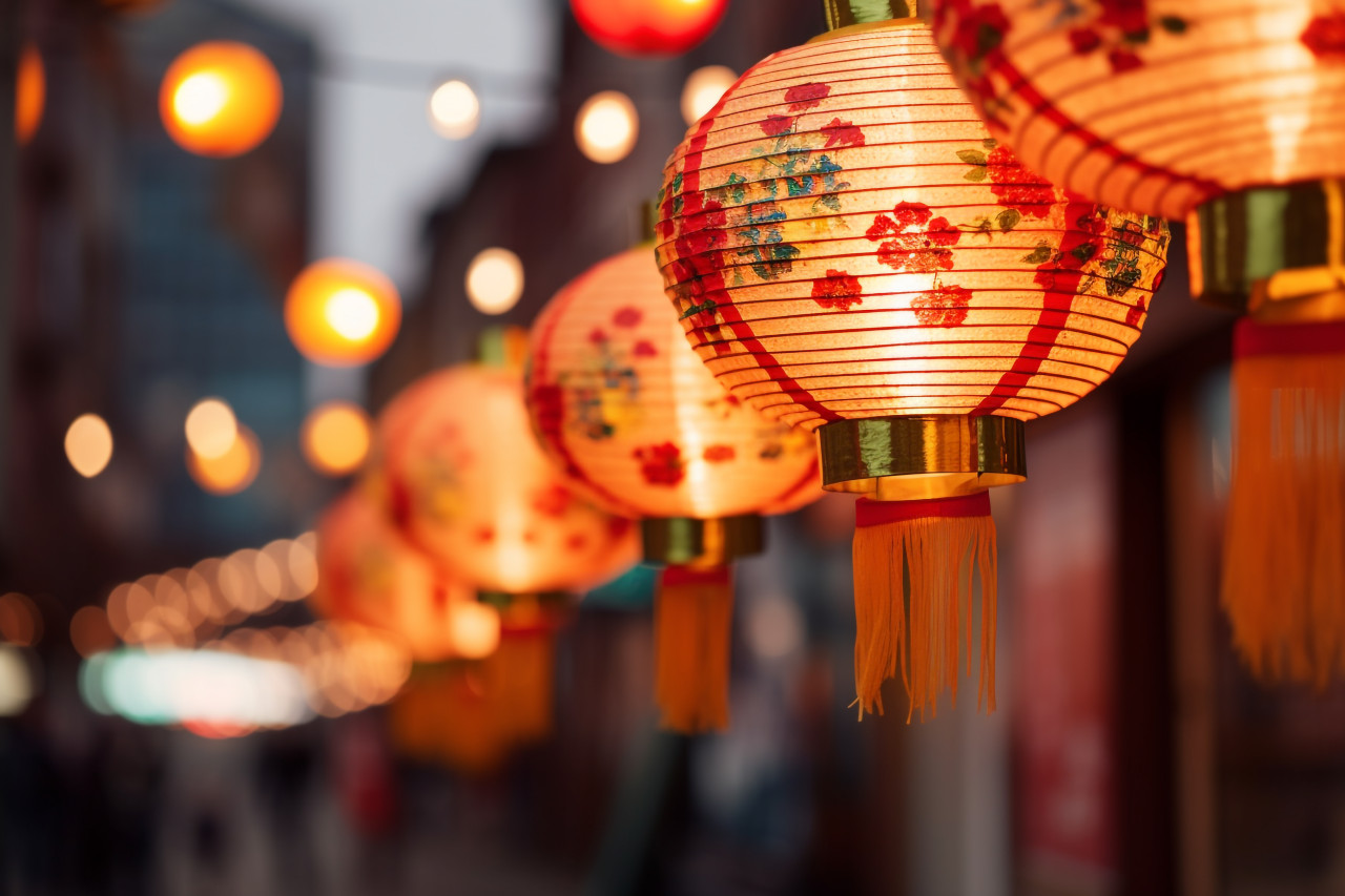 A photo of traditional chinese new year lanterns in chinatown, happy new year image
