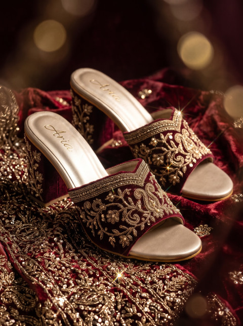 Bridal Heels AI Macro Product Photography Prompt Golden Sparkle Velvet Texture