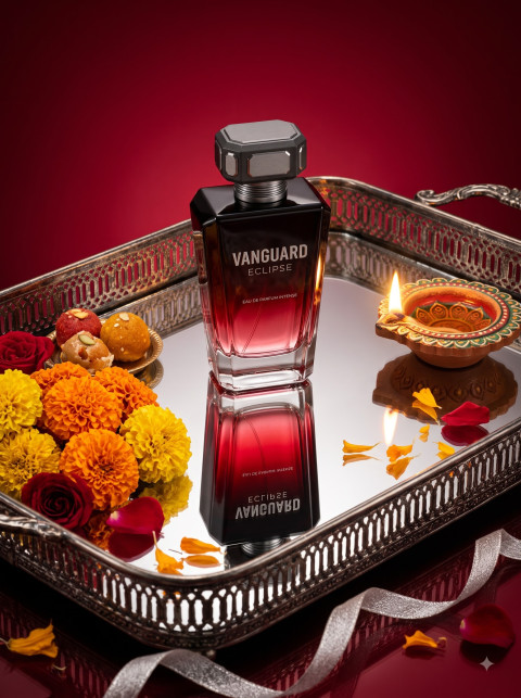 AI Festive Fragrance Photography Prompts Luxury Mens Perfume Packshots and Diwali Campaign Studio Scenes - Primary Shot