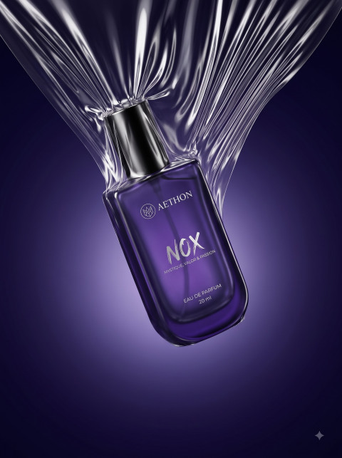 Men's Perfume Liquid Splash Product Photography Prompt Dynamic Flowing Waves