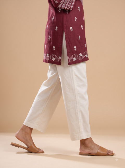 Side Profile Walking Shot Kurti AI Product Photography Prompt Footwear And Pants